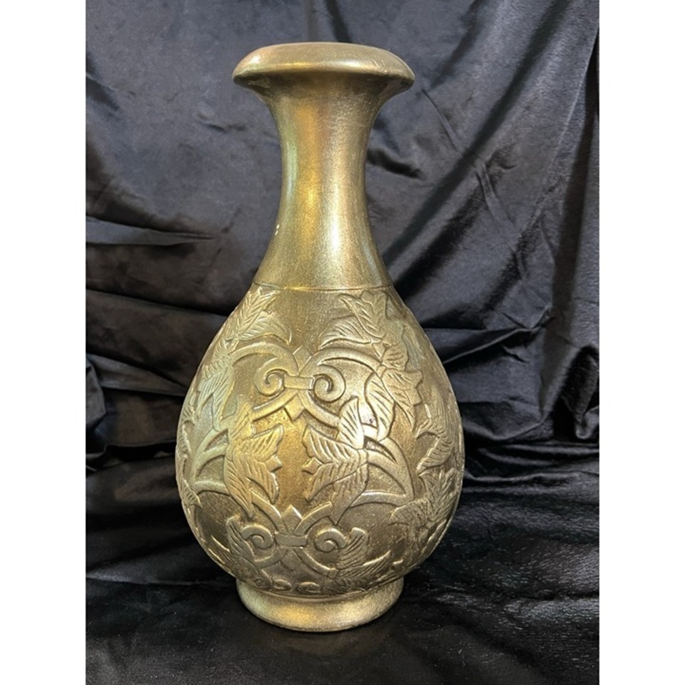FORMALITIES‎ BY BRAUMS 13 x 7 GOLD TONE VASE (2187)